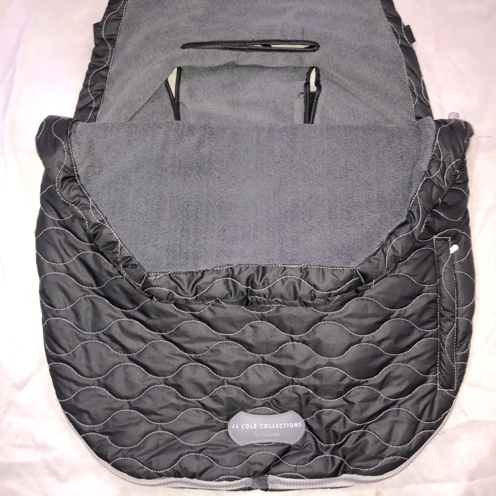 JJ Cole bundle me - Car seat cover